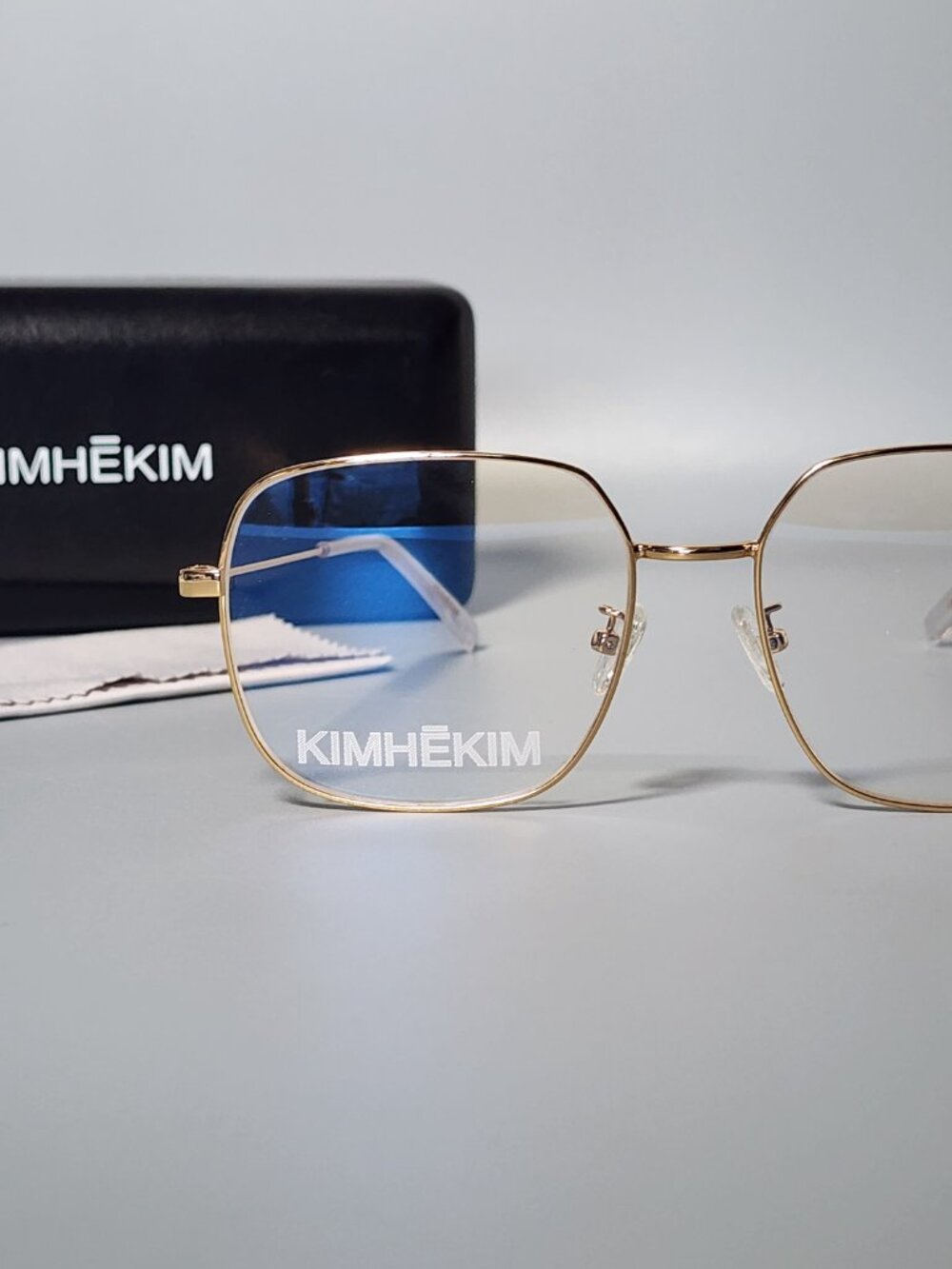 Kimhekim 6168 C1 Gold-Rimmed Eyeglasses – Bold, Fashion-Forward Luxury